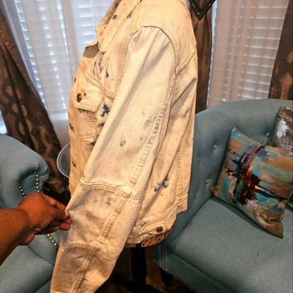 SALE NWOT FREE PEOPLE RUMORS DENIM JACKET - Picture 10 of 11